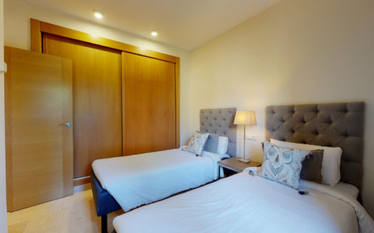 Apartamento de 3 dormitorios en Benahavis