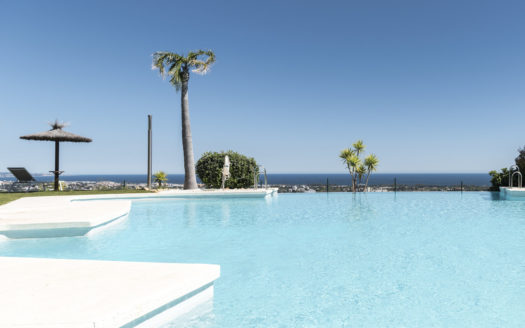 Apartamento de 3 dormitorios en Benahavis