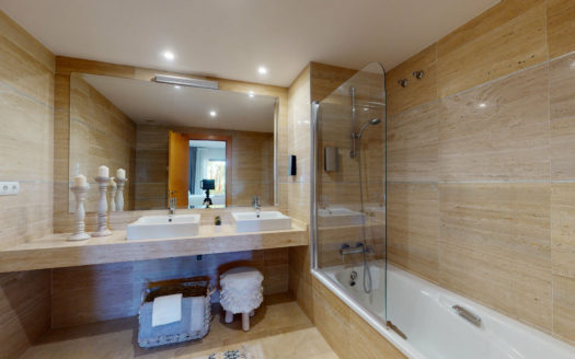 Apartamento de 2 dormitorios en Benahavis