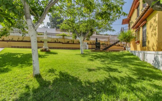 Villa de 6 dormitorios en Milla de Oro