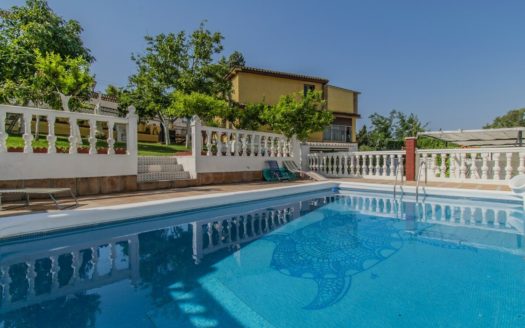 Villa de 6 dormitorios en Milla de Oro