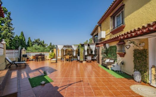 Villa de 6 dormitorios en Milla de Oro