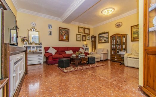 Villa de 6 dormitorios en Milla de Oro