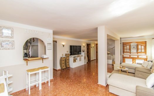 Villa de 6 dormitorios en Milla de Oro