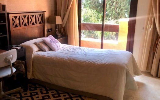 5 bedrooms Townhouse in Milla de Oro