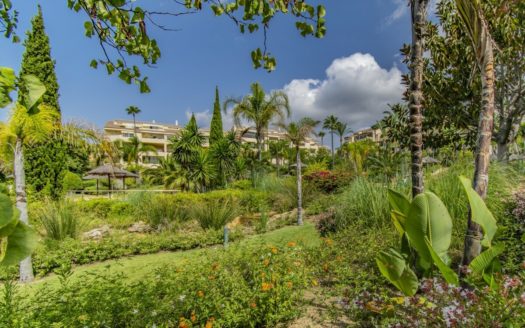 2 bedrooms Apartment in Bahia de Marbella