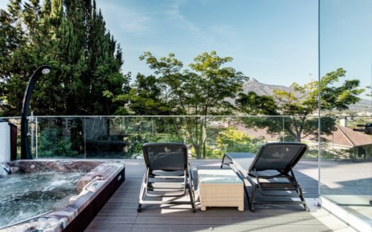 3 bedrooms Apartment in Nueva Andalucia