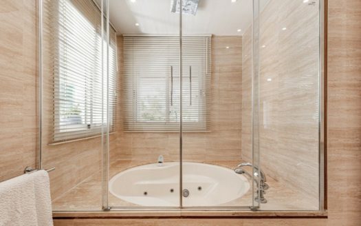 3 bedrooms Apartment in Nueva Andalucia