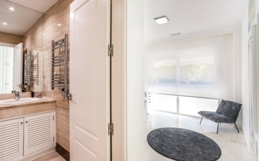 3 bedrooms Apartment in Nueva Andalucia