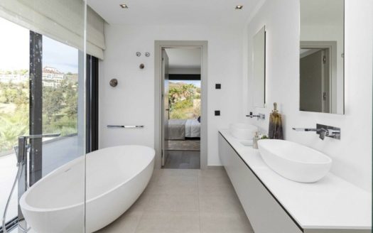 5 bedrooms Villa in Benahavis