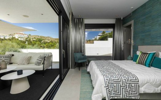 5 bedrooms Villa in Benahavis