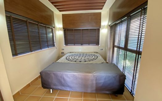 Apartamento de 3 dormitorios en Nueva Milla de Oro