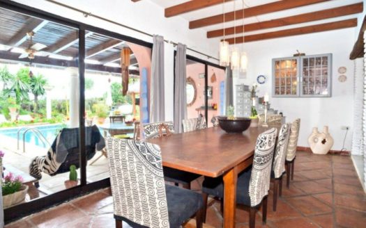 15 bedrooms Villa in Nueva Andalucia