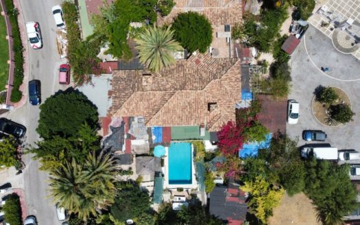 15 bedrooms Villa in Nueva Andalucia