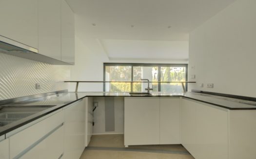 4 bedrooms Townhouse in Milla de Oro