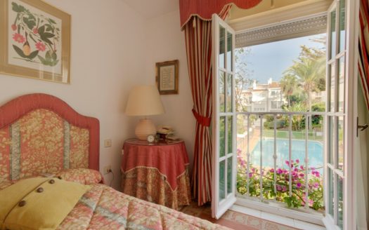 3 bedrooms Townhouse in Nueva Andalucia