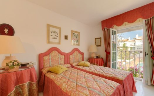 3 bedrooms Townhouse in Nueva Andalucia