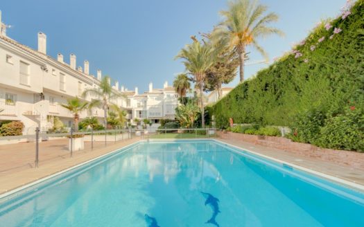 3 bedrooms Townhouse in Nueva Andalucia