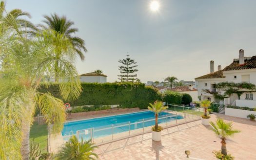 3 bedrooms Townhouse in Nueva Andalucia