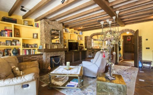 Adosado de 3 dormitorios en Benahavis