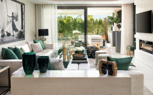 4 bedrooms Apartment in Milla de Oro