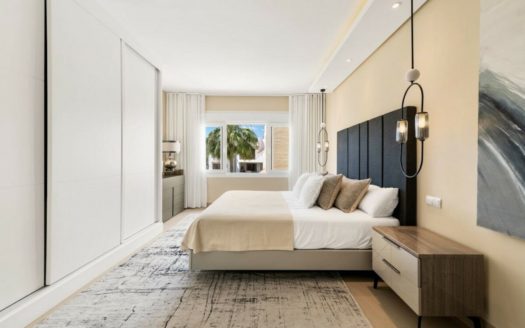 Ático de 3 dormitorios en Nueva Milla de Oro