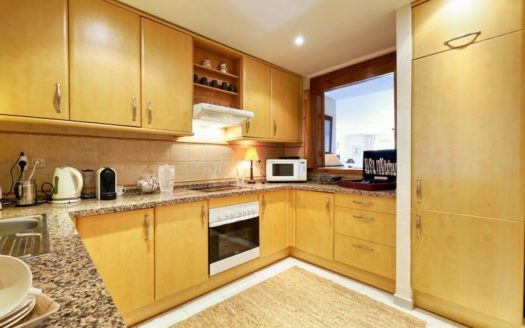 Apartamento de 3 dormitorios en Benahavis