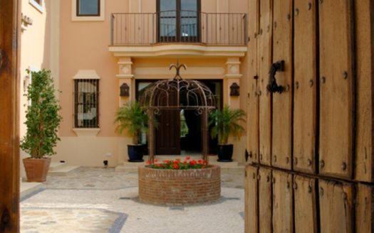 5 bedrooms Villa in Benahavis