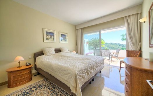 2 bedrooms Apartment in Benahavis