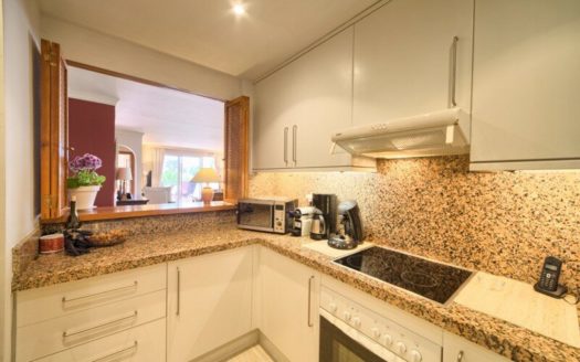 2 bedrooms Apartment in Benahavis