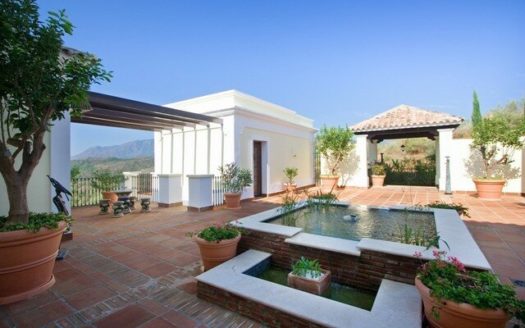 6 bedrooms Villa in Benahavis