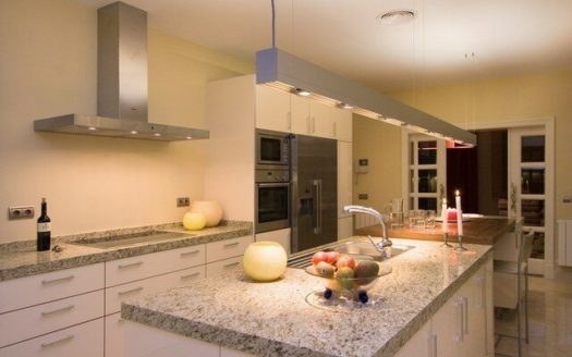 6 bedrooms Villa in Benahavis