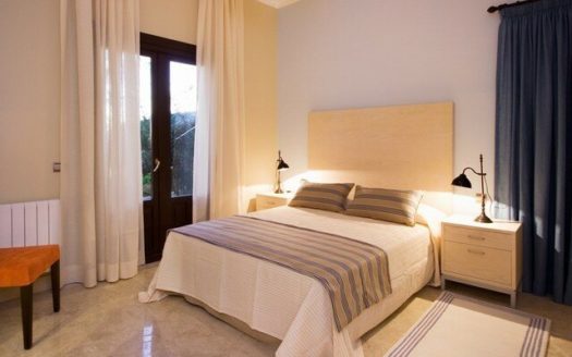 6 bedrooms Villa in Benahavis