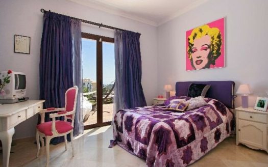 4 bedrooms Villa in Benahavis