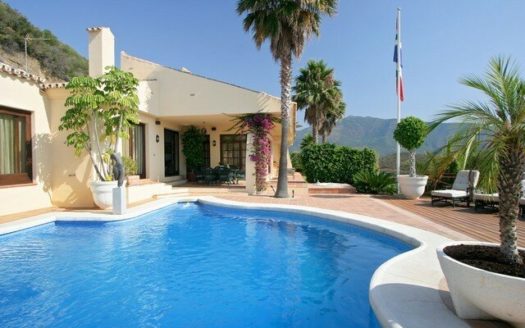 3 bedrooms Villa in Benahavis