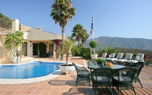 3 bedrooms Villa in Benahavis
