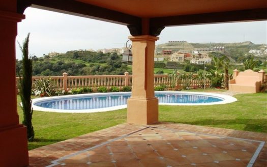 5 bedrooms Villa in Benahavis