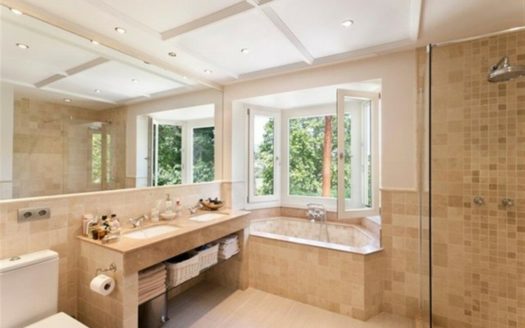 5 bedrooms Villa in Las Brisas Golf