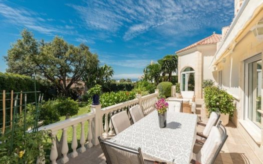 6 bedrooms Villa in El Rosario