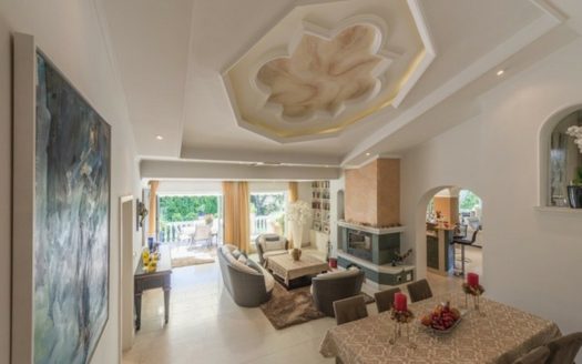 6 bedrooms Villa in El Rosario