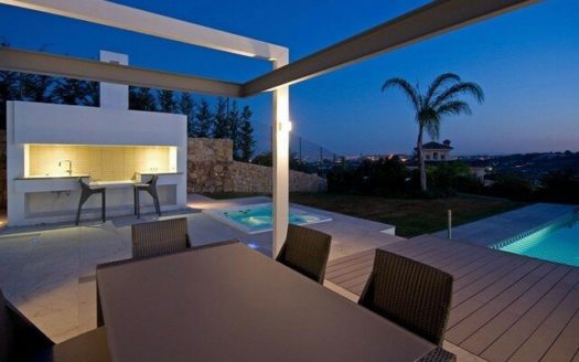 6 bedrooms Villa in Nueva Andalucia