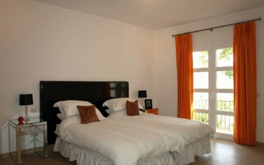 4 bedrooms Villa in Benahavis