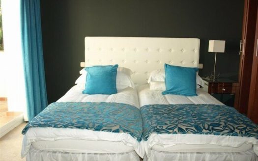 4 bedrooms Villa in Benahavis