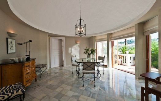 4 bedrooms Villa in Benahavis