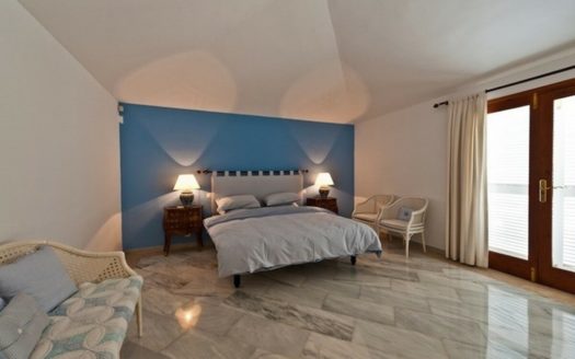 4 bedrooms Villa in Benahavis