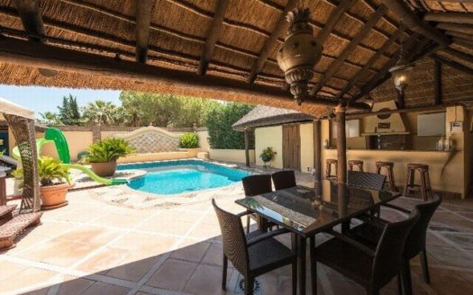 5 bedrooms Villa in Nueva Andalucia