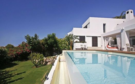4 bedrooms Villa in Benahavis