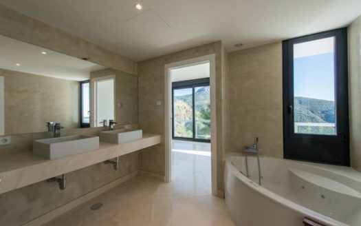 Villa de 6 dormitorios en Benahavis