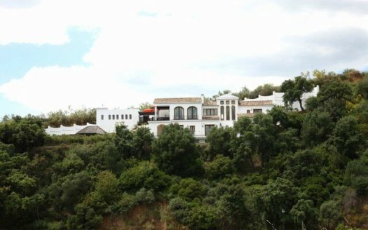 4 bedrooms Villa in Benahavis