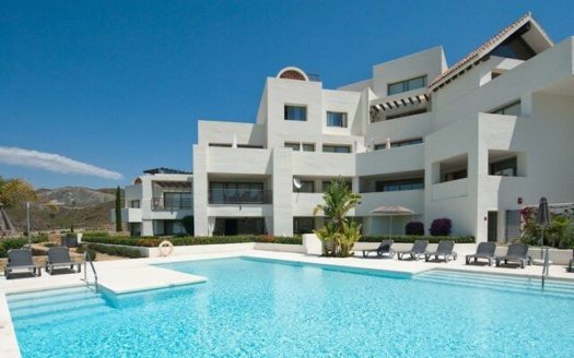 2 bedrooms Apartment in Benahavis